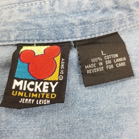 Mickey Unlimited button front shirt size L pockets - Picture 3 of 8